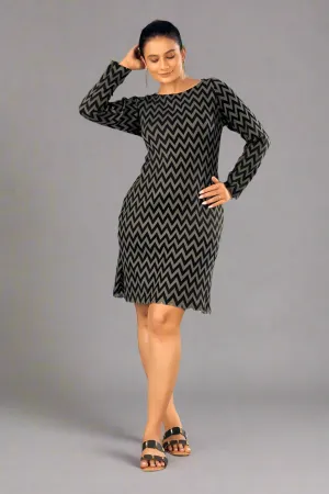 Black and Green Zig Zag Knitted Beach Wear Dress Black and Green Zig Zag Knitted Beach Wear Dress
