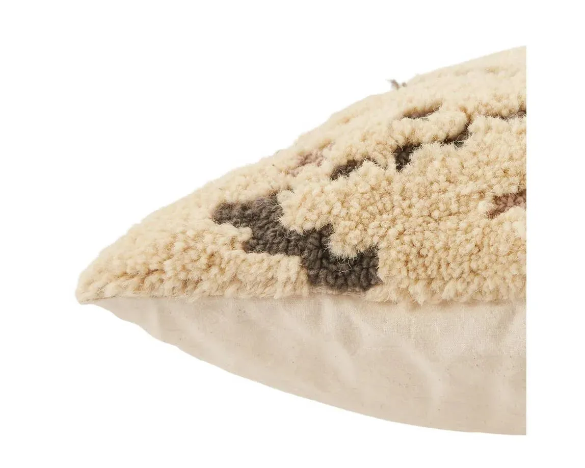 Soul Trek STK02 Cream/Dark Grey Pillow