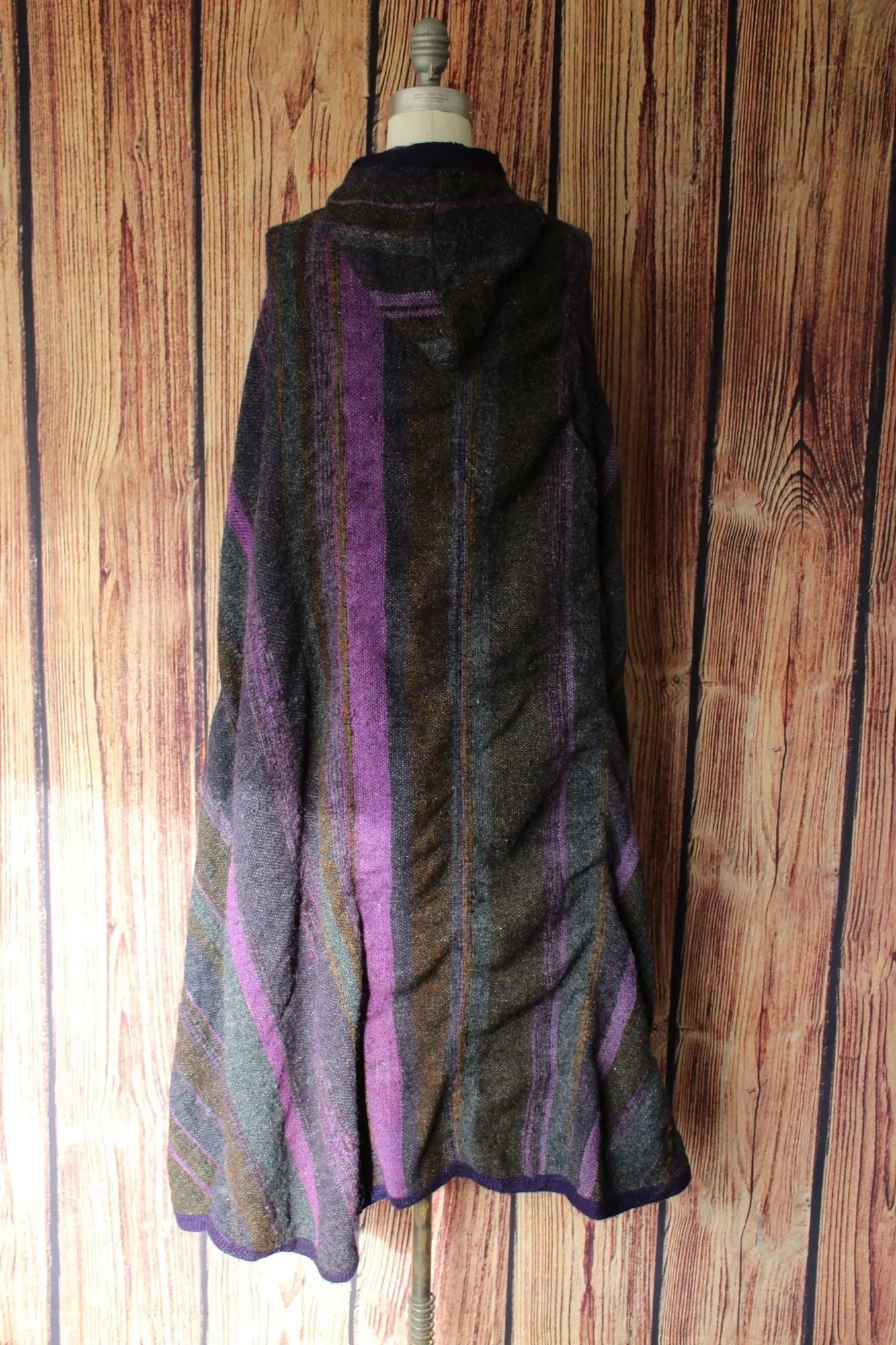 Vintage 1970s Lynda Brothers Handwoven Purple Wool Cloak with Hood